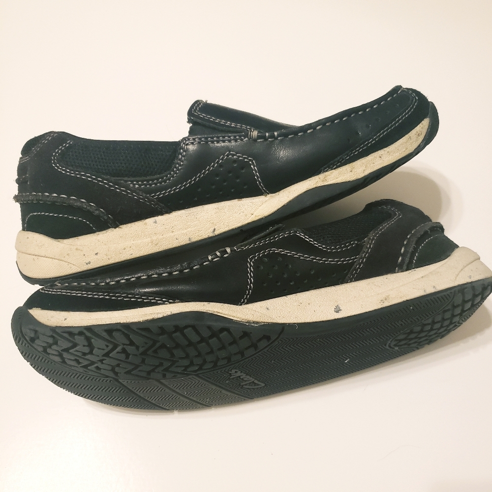 Clarks Cushion Black Loafers...9 - Picture 2 of 5